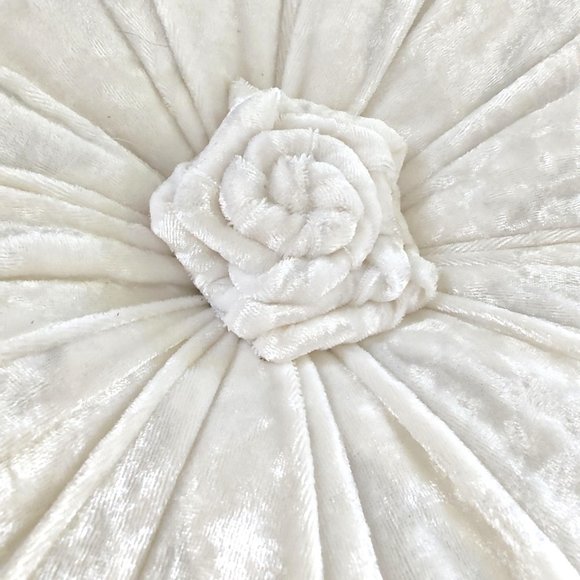 Custom Made Pair of White Velvet Velour Round 15" Boudoir Bedding Accent Pillows - Picture 5 of 5